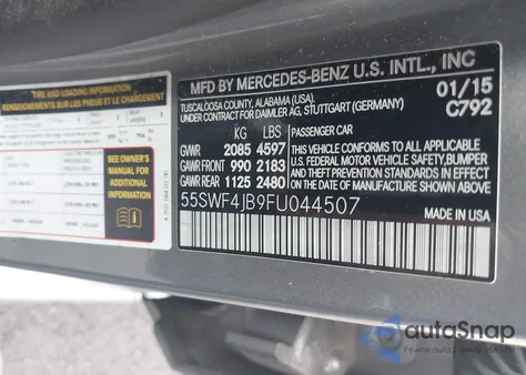 2015 Mercedes-Benz C 300 Luxury/Sport z USA, uszkodzony, nr VIN 55SWF4JB9FU044507